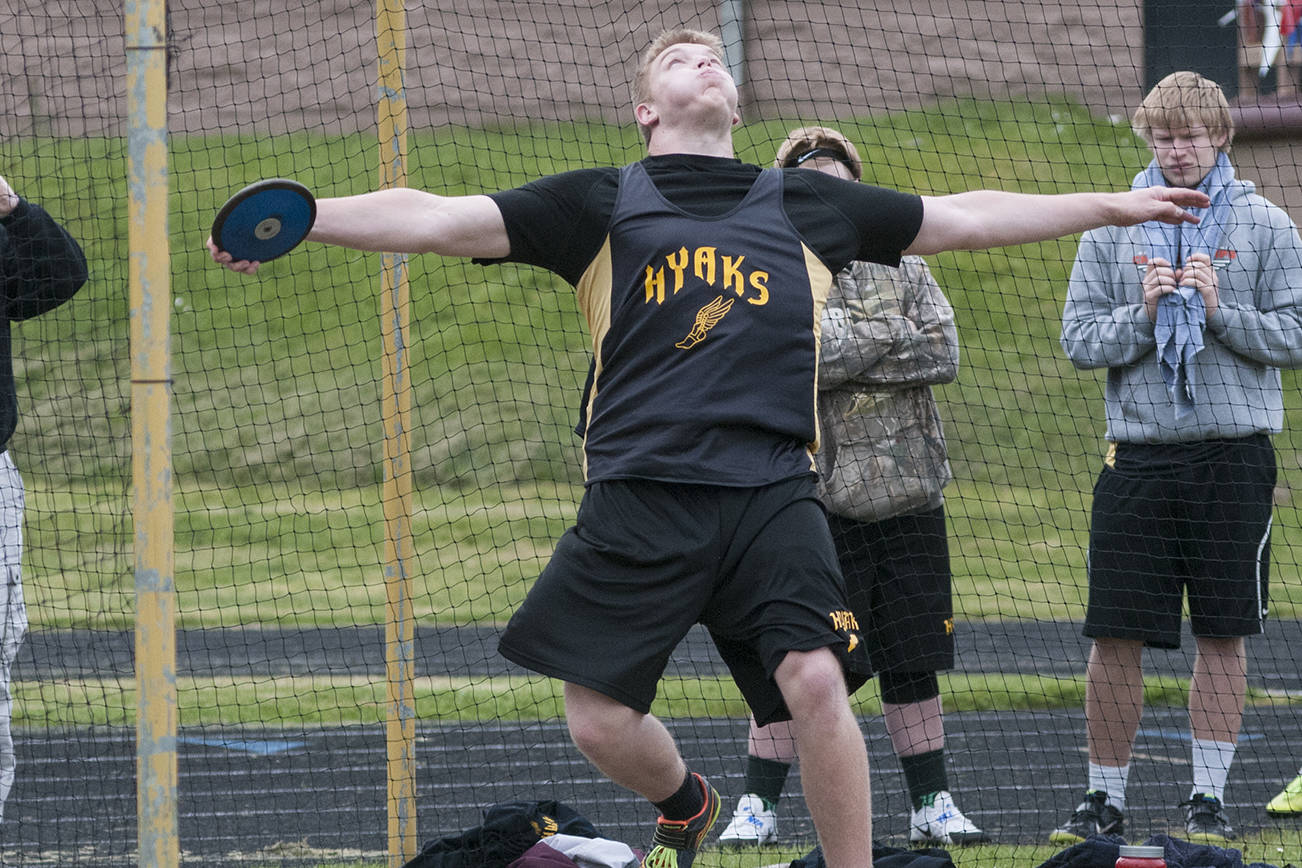 (Brendan Carl | The Daily World) North Beach’s Seth Bridge, seen here throwing the discus at the 2016 Grays Harbor All-County Track Championships, is one of the favorites to win the discus during this year’s meet on Saturday.
